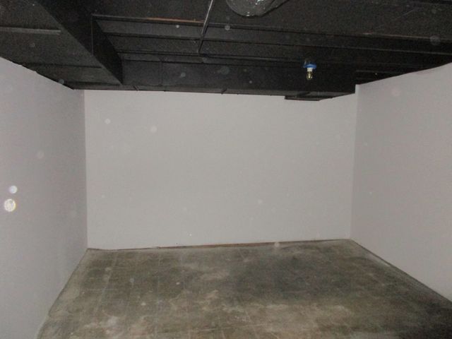 369 S Chicago Avenue, Kankakee, IL 60901