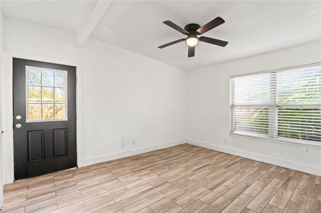 3918 Lincoln St, Corpus Christi, TX 78415