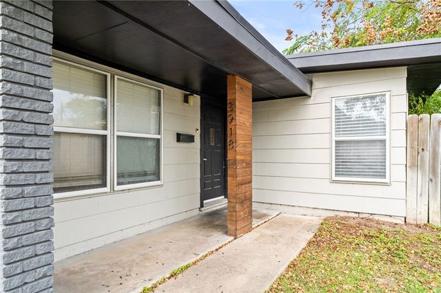 3918 Lincoln St, Corpus Christi, TX 78415