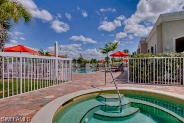 13100 Bella Casa CIR 235, Fort Myers, FL 33966