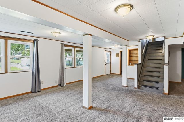5067 S 130th Circle, Omaha, NE 68137