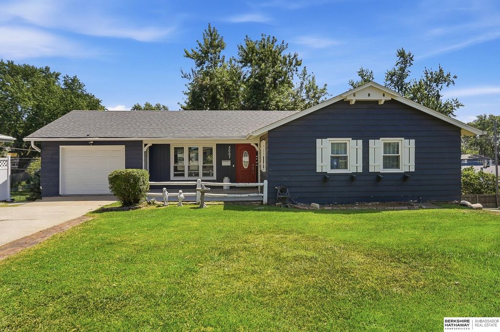 5067 S 130th Circle, Omaha, NE 68137