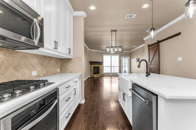 612 Sundrop Drive, Little Elm, TX 75068