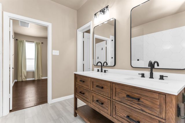 612 Sundrop Drive, Little Elm, TX 75068