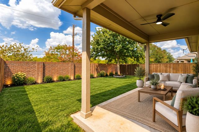612 Sundrop Drive, Little Elm, TX 75068