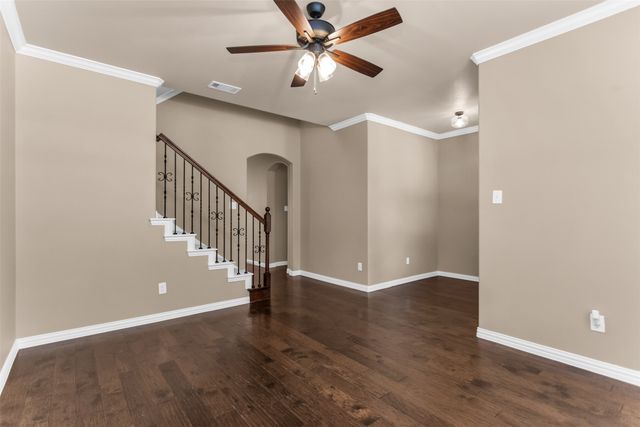 612 Sundrop Drive, Little Elm, TX 75068
