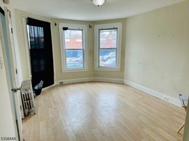 266 N 9Th St, Prospect Park Boro, NJ 07508