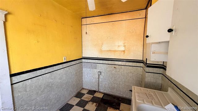 6324 Annland Street, Detroit, MI 48204