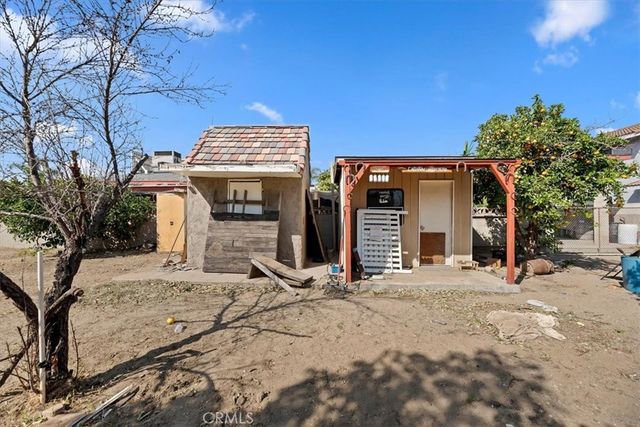 836 Woodlawn, Ontario, CA 91761