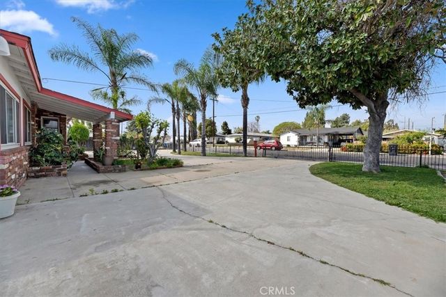 836 Woodlawn, Ontario, CA 91761