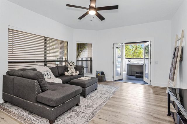3111 Willowbend Road, Montgomery, TX 77356
