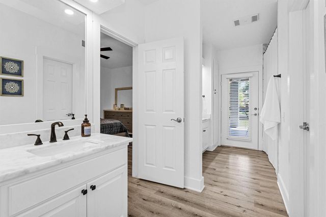 3111 Willowbend Road, Montgomery, TX 77356