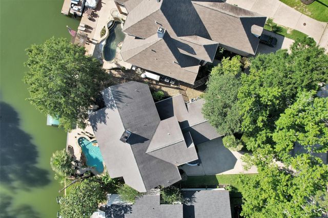3111 Willowbend Road, Montgomery, TX 77356