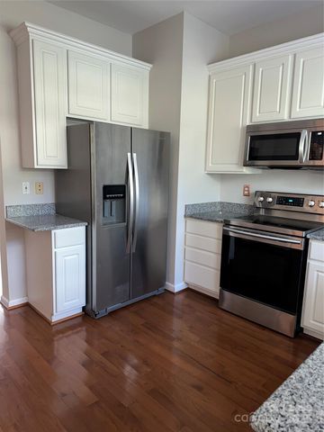 121 Woodsong Lane, Mooresville, NC 28117