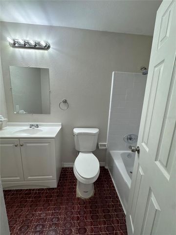 414 WADE AVENUE, Deland, FL 32724