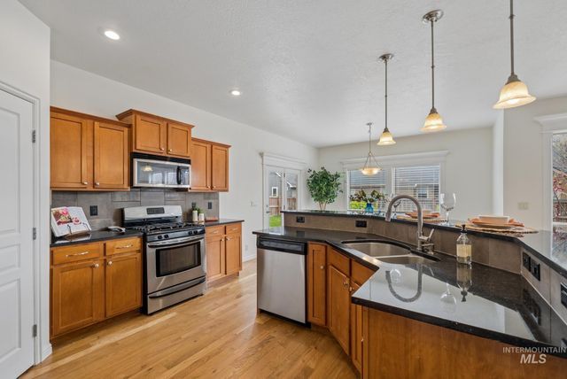 619 E Bonita Canyon, Meridian, ID 83642