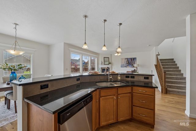 619 E Bonita Canyon, Meridian, ID 83642