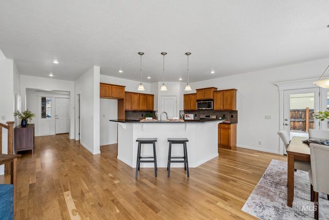 619 E Bonita Canyon, Meridian, ID 83642