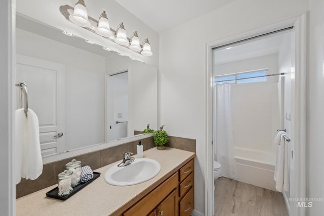 619 E Bonita Canyon, Meridian, ID 83642