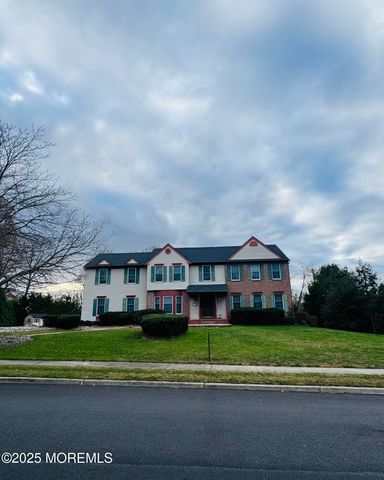 8 Ivy Lane, Wrightstown, NJ 08562