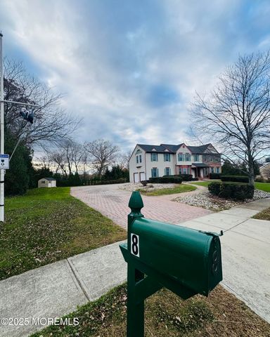 8 Ivy Lane, Wrightstown, NJ 08562