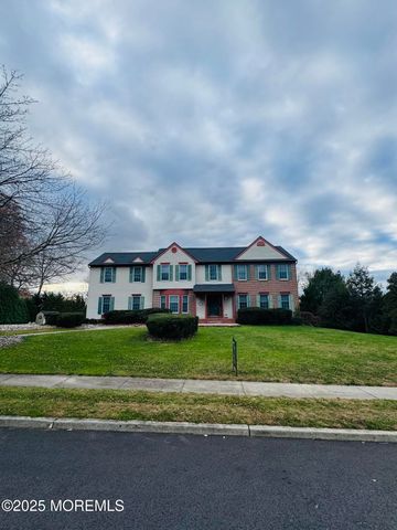 8 Ivy Lane, Wrightstown, NJ 08562