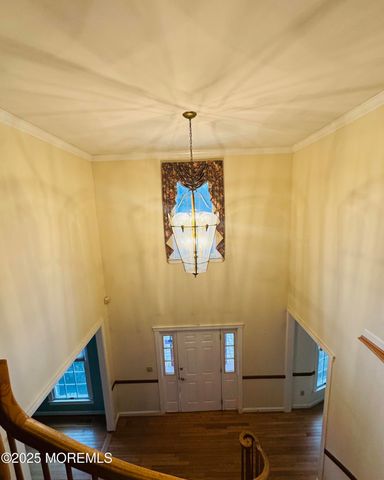 8 Ivy Lane, Wrightstown, NJ 08562