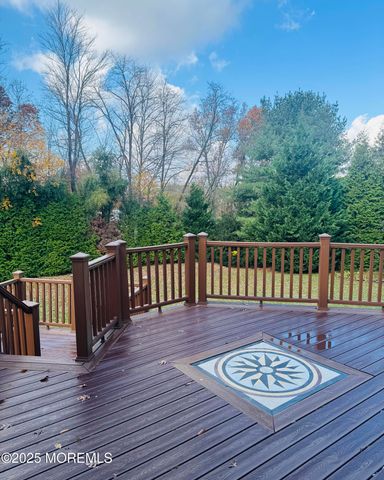 8 Ivy Lane, Wrightstown, NJ 08562