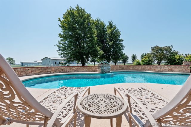 72878 S 230 Road, Wagoner, OK 74467