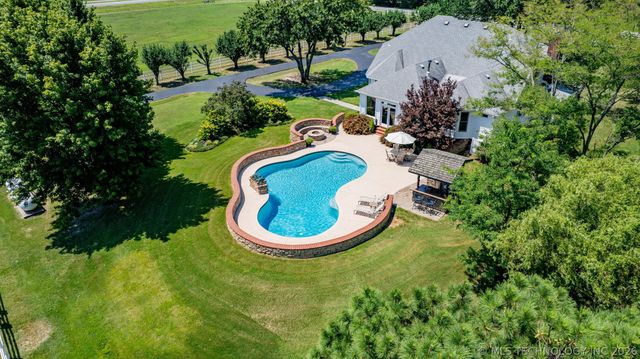 72878 S 230 Road, Wagoner, OK 74467