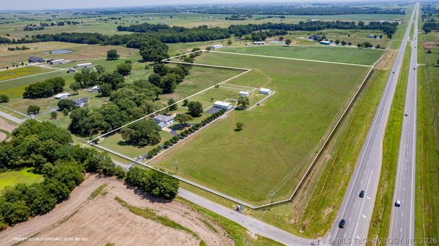 72878 S 230 Road, Wagoner, OK 74467