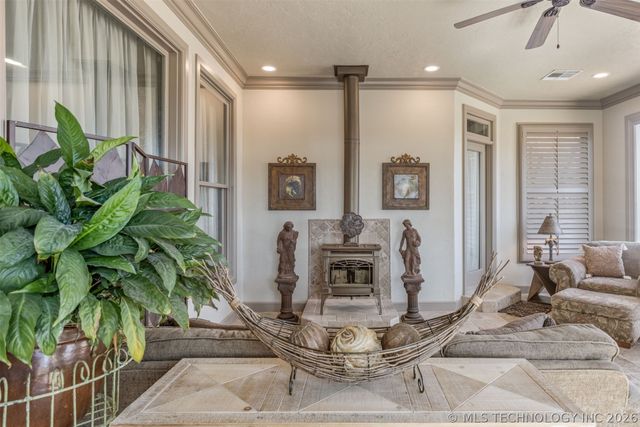 72878 S 230 Road, Wagoner, OK 74467