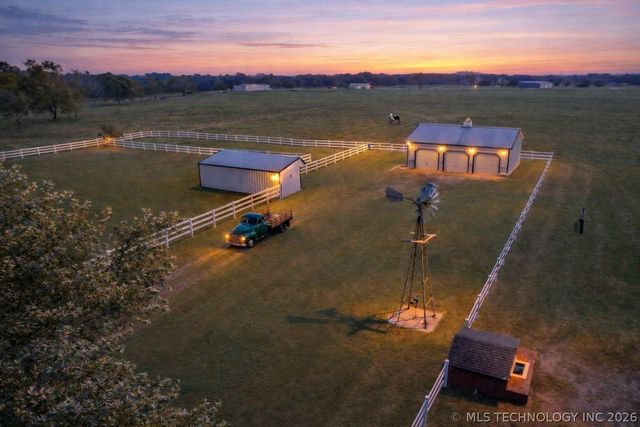 72878 S 230 Road, Wagoner, OK 74467