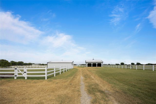72878 S 230 Road, Wagoner, OK 74467