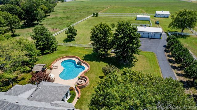 72878 S 230 Road, Wagoner, OK 74467