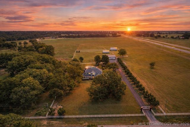 72878 S 230 Road, Wagoner, OK 74467