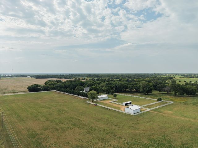 72878 S 230 Road, Wagoner, OK 74467