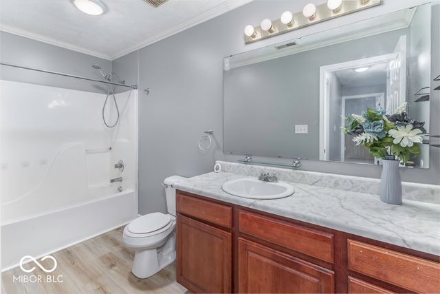 143 Davis Drive, Whiteland, IN 46184