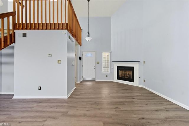 4165 Laurel Green CIR, Virginia Beach, VA 23456