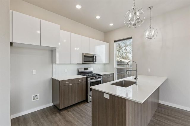 518 N Marshall Drive, Midwest City, OK 73110