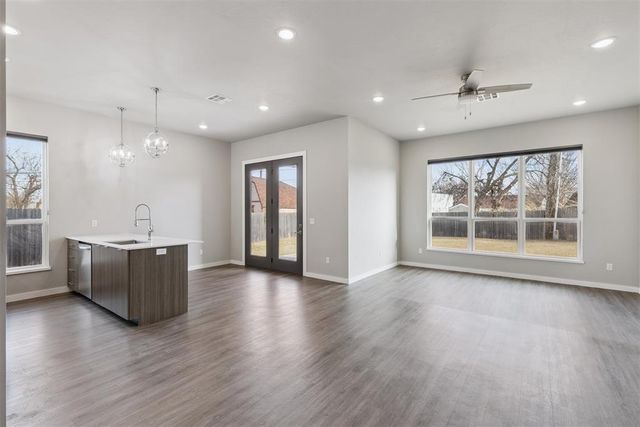 518 N Marshall Drive, Midwest City, OK 73110