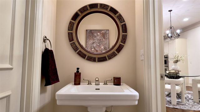 3303 Blackburn Street 405, Dallas, TX 75204