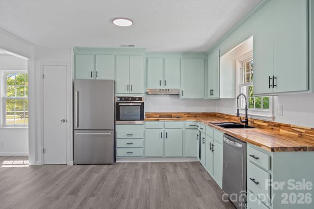 165 Hawkins Loop, Salisbury, NC 28144