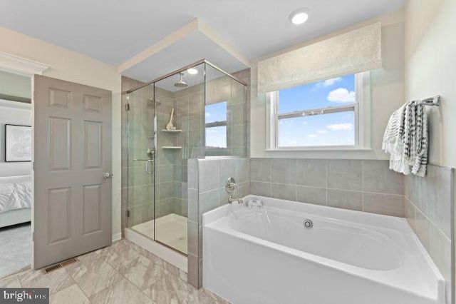 8 REGENT CIRCLE, Hagerstown, MD 21742