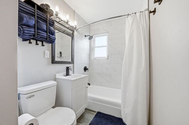 114 GRANDVIEW AVE, Morrisville, PA 19067