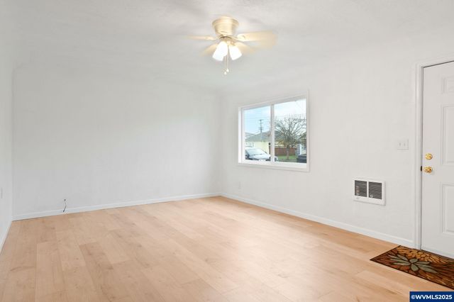 1405 Calapooia St SW, Albany, OR 97321