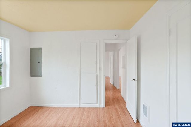 1405 Calapooia St SW, Albany, OR 97321