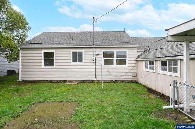 1405 Calapooia St SW, Albany, OR 97321