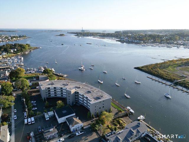 100 Seaview Avenue 2J, Norwalk, CT 06855