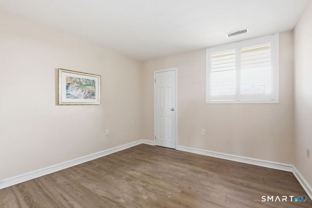 100 Seaview Avenue 2J, Norwalk, CT 06855